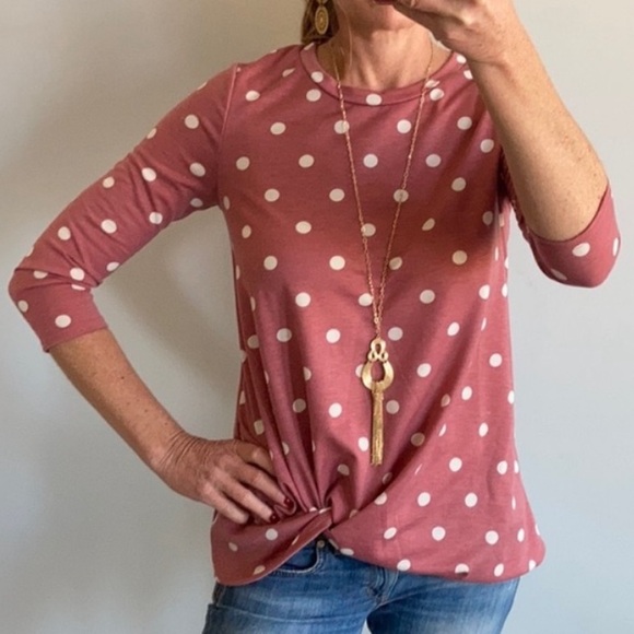 Tops - Mauve & White Polka Dot 3/4 Sleeve Top